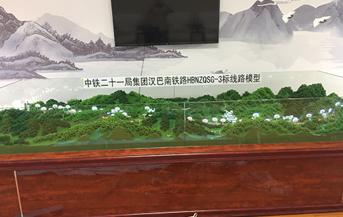 汉巴南高铁模型